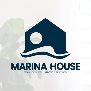  Holiday home Marina House