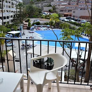 https://castle-harbour-los-cristianos-tenerife-38650-4.in-canary-islands.com